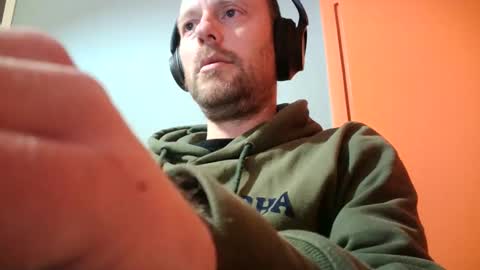 truble_78 online show from March 2025 06:23:02 PM