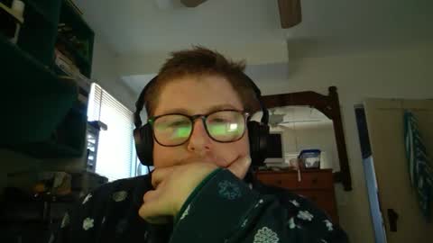 HandicappedLaugher online show from December 2024 07:01:02 PM