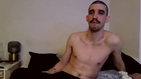 Snapshot of trueblove chatting on January 2026 09:39:02 PM trueblove online show from January 2026 09:39:02 PM