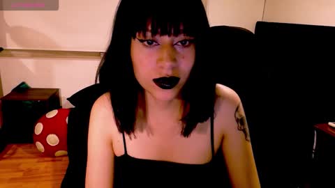 Snapshot of tryp666 chatting on November 2025 02:10:01 AM Cait online show from November 2025 02:10:01 AM