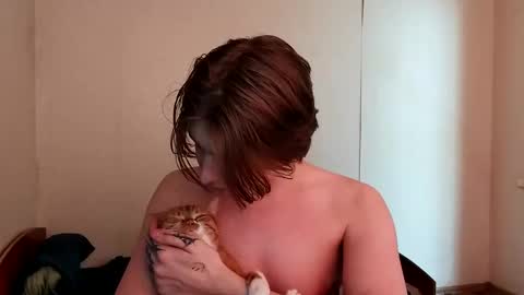 Emilum online show from February 2025 07:23:01 AM