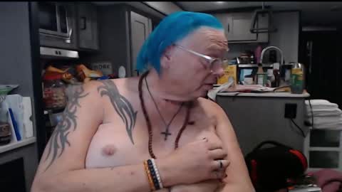 Evangeline online show from November 2025 06:29:02 AM