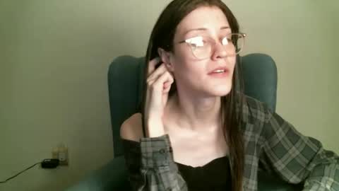 Elisabeth online show from October 2025 06:58:02 AM