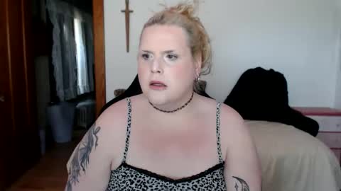 TS Ava Night online show from May 2026 03:31:01 PM