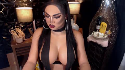 Snapshot of tsdarkdevon chatting on February 2025 04:41:02 AM tsdarkdevon online show from February 2025 04:41:02 AM