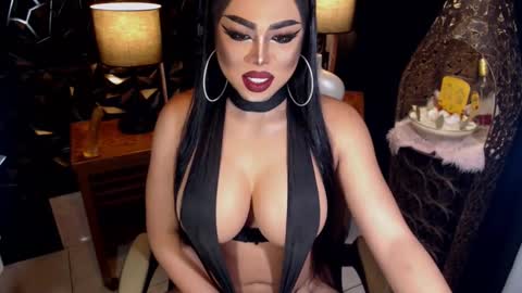 Snapshot of tsdarkdevon chatting on February 2025 04:43:01 AM tsdarkdevon online show from February 2025 04:43:01 AM