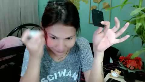 Snapshot of tsempress chatting on November 2025 12:16:01 PM SHENA online show from November 2025 12:16:01 PM