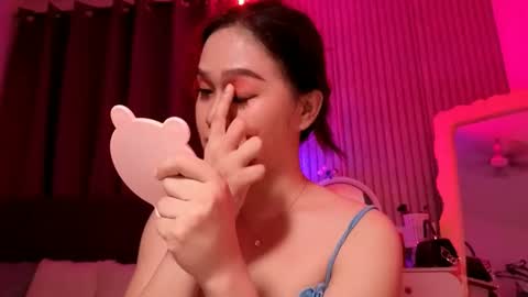 Snapshot of tsnathaliasilvana chatting on October 2025 11:17:01 AM Bella Ratbu online show from October 2025 11:17:01 AM