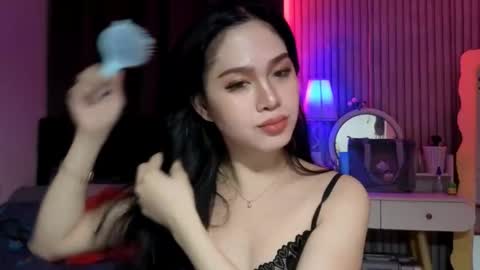 Snapshot of tsnathaliasilvana chatting on November 2025 01:19:01 AM Bella Ratbu online show from November 2025 01:19:01 AM