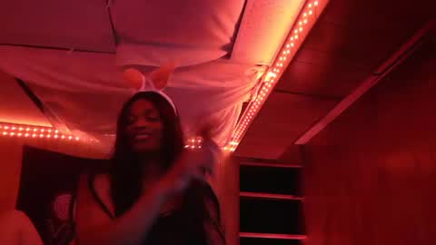 Snapshot of tsnitra chatting on December 2024 02:27:01 PM TsNitra online show from December 2024 02:27:01 PM