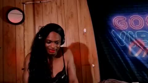 Snapshot of tsnitra chatting on September 2025 07:15:02 PM TsNitra online show from September 2025 07:15:02 PM