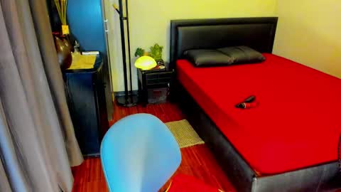 Kylee-  will make your  day  online show from October 2025 07:56:02 PM