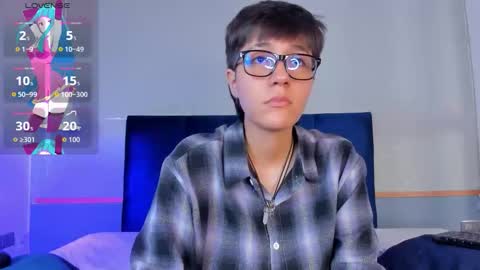 Snapshot of tsuki_maru chatting on November 2025 02:54:01 PM Maru online show from November 2025 02:54:01 PM