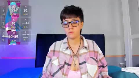 Snapshot of tsuki_maru chatting on November 2025 08:18:01 PM Maru online show from November 2025 08:18:01 PM