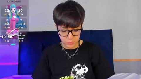 Snapshot of tsuki_maru chatting on November 2025 08:55:01 PM Maru online show from November 2025 08:55:01 PM