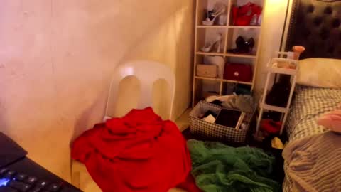 Snapshot of tsvanilla chatting on February 2025 04:46:02 AM Frankie online show from February 2025 04:46:02 AM