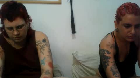 Nique online show from October 2025 12:28:02 AM
