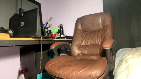 Snapshot of tuamante000 chatting on March 2025 01:26:02 AM Stimulation make me Cum in Public or in Pvt online show from March 2025 01:26:02 AM