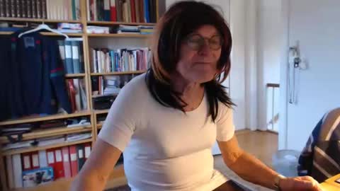 FINN but call me NANNA online show from March 2025 03:05:02 PM