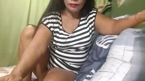 Mae online show from October 2025 08:54:02 PM