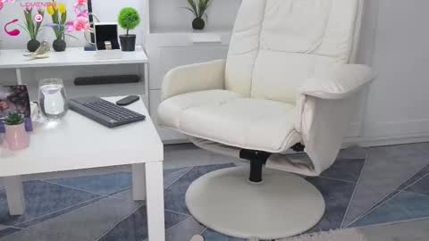 Anna online show from November 2025 06:14:01 AM