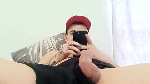 tupollaquerida3 online show from March 2026 09:42:01 PM