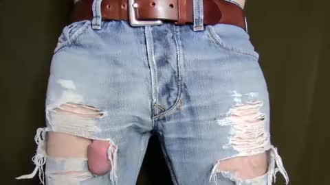 Snapshot of turquoise_metallic chatting on January 2026 04:10:01 PM Phil Box online show from January 2026 04:10:01 PM