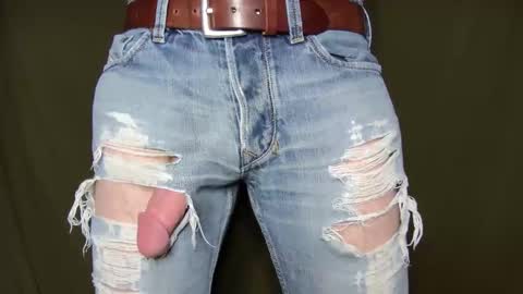 Snapshot of turquoise_metallic chatting on March 2026 03:25:01 PM Phil Box online show from March 2026 03:25:01 PM