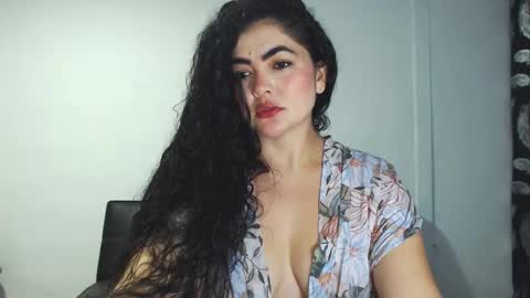 Snapshot of tuti_sex chatting on December 2025 02:16:02 AM tuti online show from December 2025 02:16:02 AM