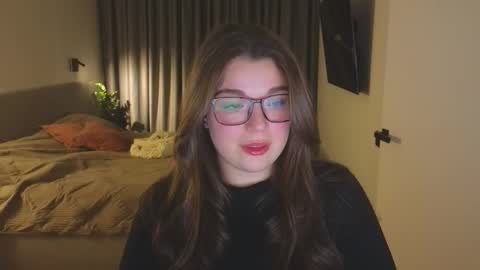 Ariana online show from November 2025 07:30:01 PM