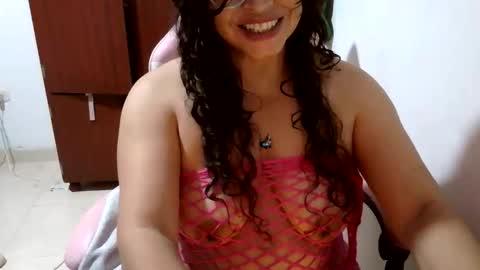 tuzusy online show from May 2026 06:31:02 AM