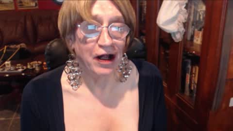 tvmsjoanne online show from October 2025 01:33:02 PM