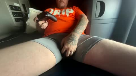 tw1zted13 online show from December 2024 05:11:02 PM