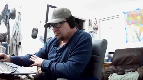 Snapshot of tweeter74 chatting on January 2025 07:39:01 AM Tweeter74 online show from January 2025 07:39:01 AM