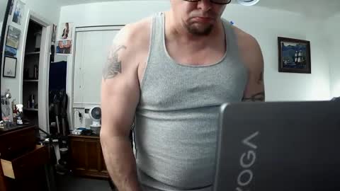 Snapshot of tweeter74 chatting on March 2025 10:17:01 AM Tweeter74 online show from March 2025 10:17:01 AM