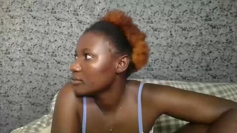 twerker_lyly online show from October 2025 11:06:02 AM