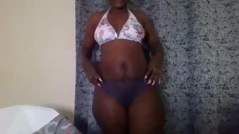 twerker_lyly online show from November 2025 12:59:02 PM