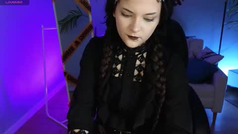 Snapshot of twilightwalk chatting on October 2025 08:48:02 PM Melanie online show from October 2025 08:48:02 PM