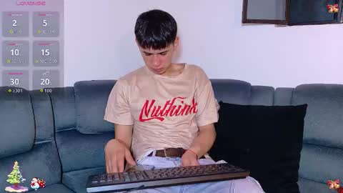 Mr Daren online show from December 2025 07:43:02 PM