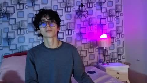 Snapshot of twink_sebas7 chatting on April 2026 12:22:02 PM Sebastin online show from April 2026 12:22:02 PM