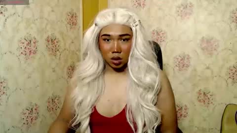 Cheska Schock online show from November 2025 01:28:01 AM