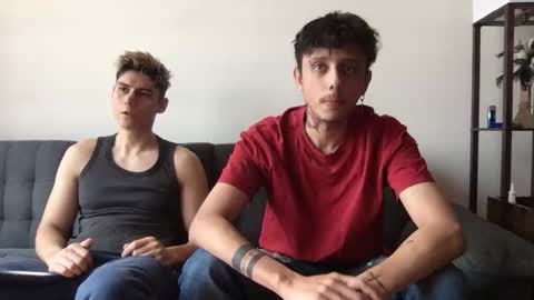 Derrick online show from November 2025 06:51:02 PM