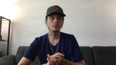 Derrick online show from May 2026 04:45:01 PM