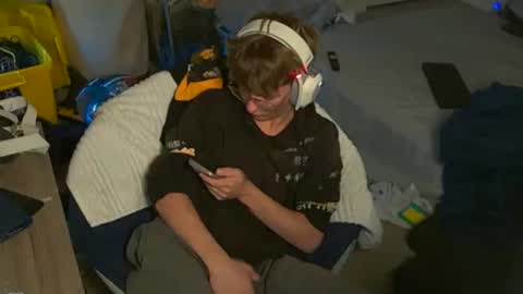 Snapshot of twinktools chatting on September 2025 02:44:01 PM shytwink online show from September 2025 02:44:01 PM