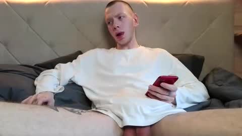 Snapshot of twinkyboyxq chatting on January 2026 11:15:01 AM TwinkyBoyxq online show from January 2026 11:15:01 AM