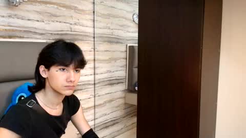 twinslovers_ online show from November 2025 03:51:02 AM