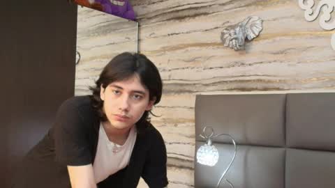 Snapshot of twinslovers_ chatting on May 2026 04:10:02 AM twinslovers_ online show from May 2026 04:10:02 AM