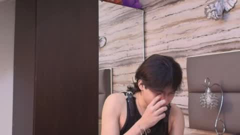 Snapshot of twinslovers_ chatting on May 2026 04:17:01 AM twinslovers_ online show from May 2026 04:17:01 AM