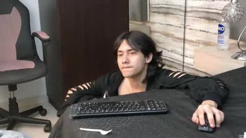 Snapshot of twinslovers_ chatting on June 2026 04:50:01 AM twinslovers_ online show from June 2026 04:50:01 AM