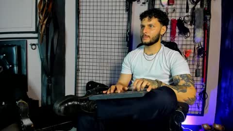 Clio  Tadeo online show from February 2026 04:56:01 AM